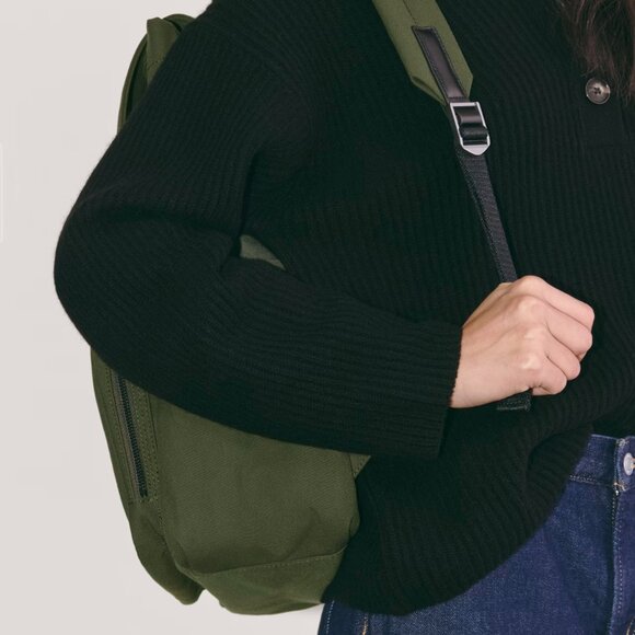 Everlane The Canvas Backpack in Dark Forest - Picture 6 of 12